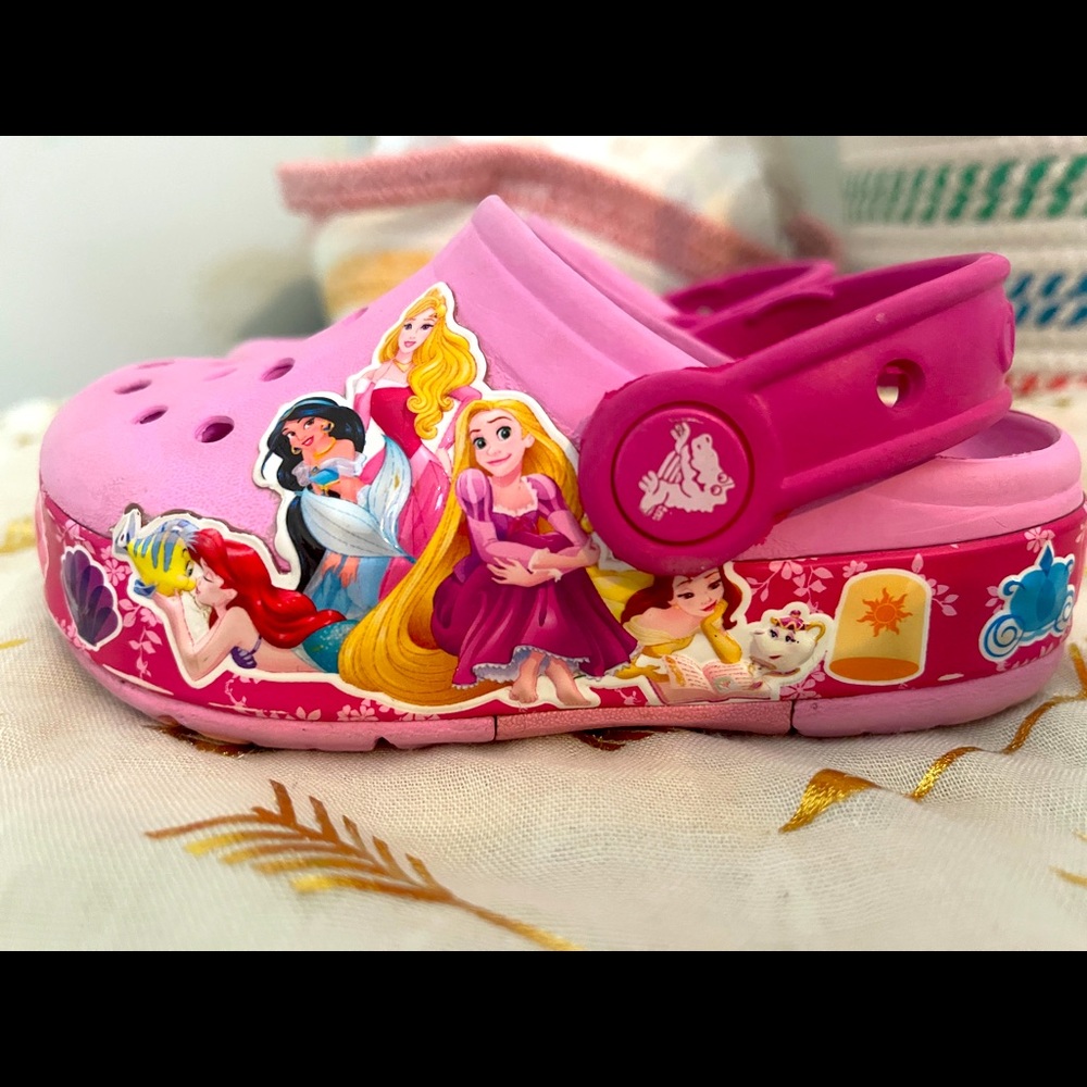 Crocs light up Disney shoes 8